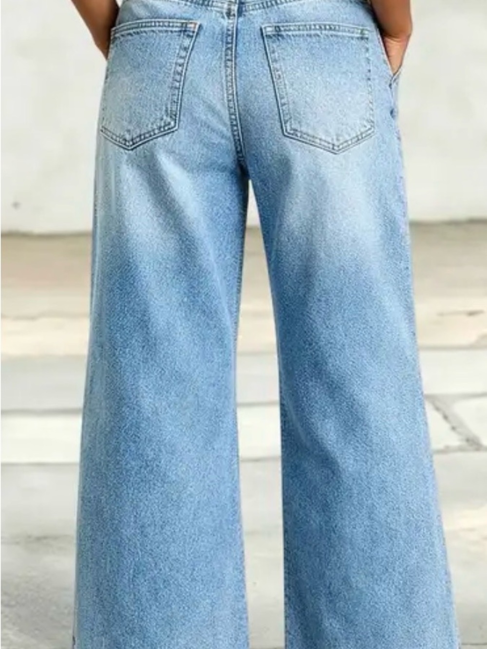 Wide Leg Split Hem Light Blue Women's Jeans Flaminglas brand, stretch - Picture 2 of 3